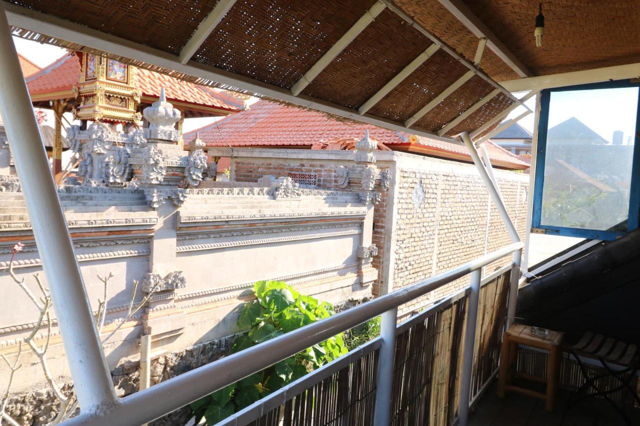 Kris Kos Hotel Canggu  Exterior photo